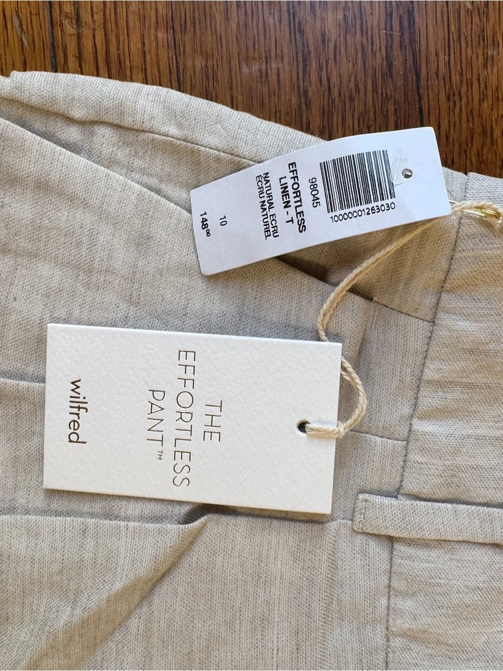 NWT Aritzia The Effortless Pant